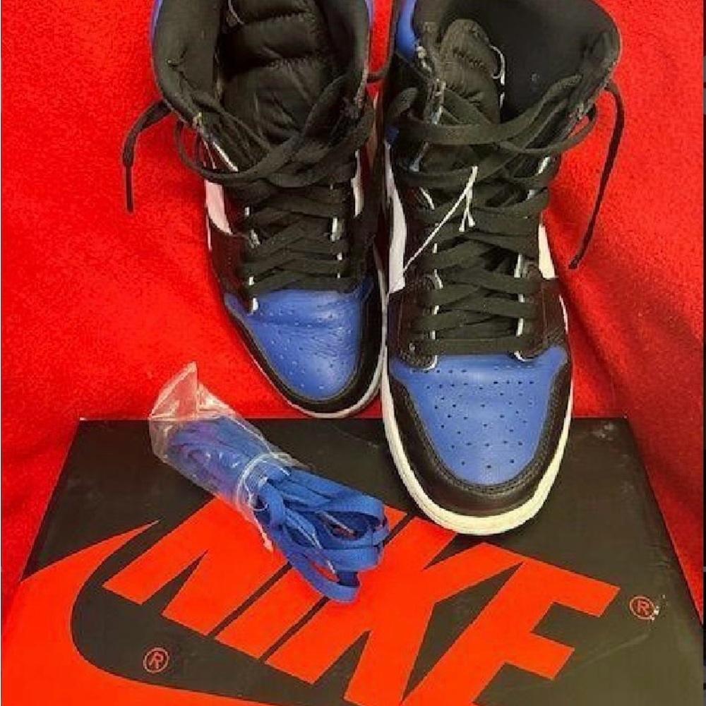 Air Jordan 1 Retro High OG Sneakers
